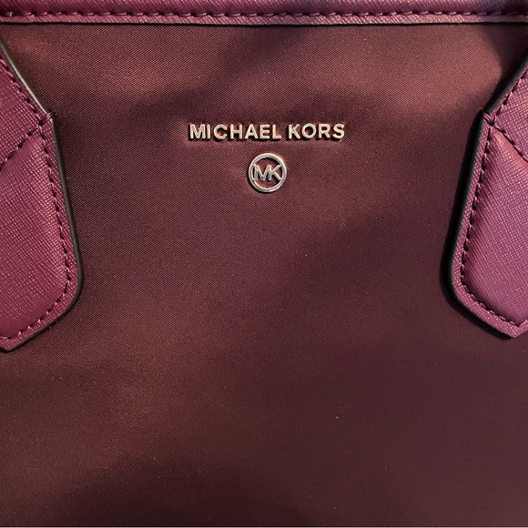 Michael Kors Eva Lightweight Nylon and Leather Small Tote Bag in Dark Berry NWT - Picture 6 of 10